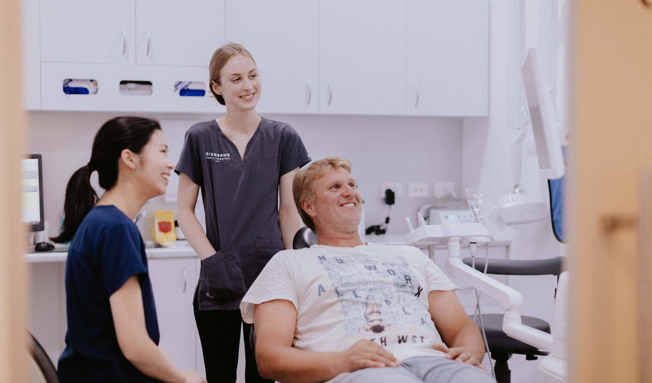 Gisbornefamilydental Banner04